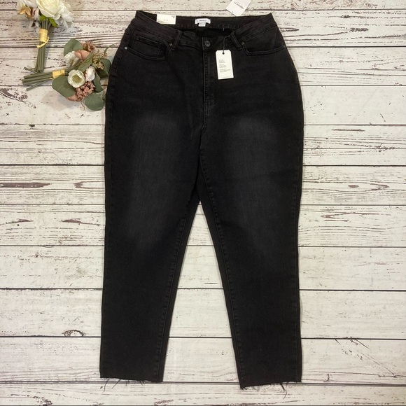 Forever 21 mom high rise relaxed fit tapered jeans NWT plus size - Picture 2 of 4